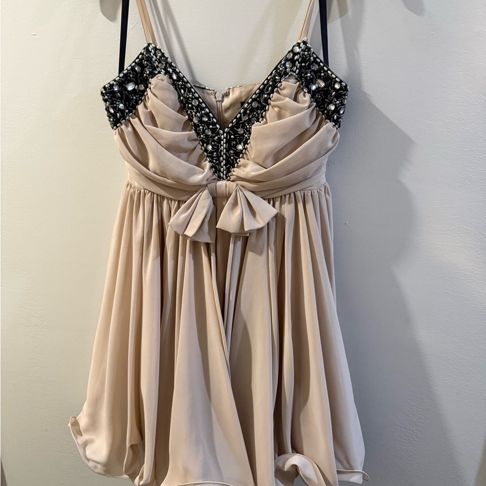 Y2K cream/beige + black embellished mini dress 🤍🖤